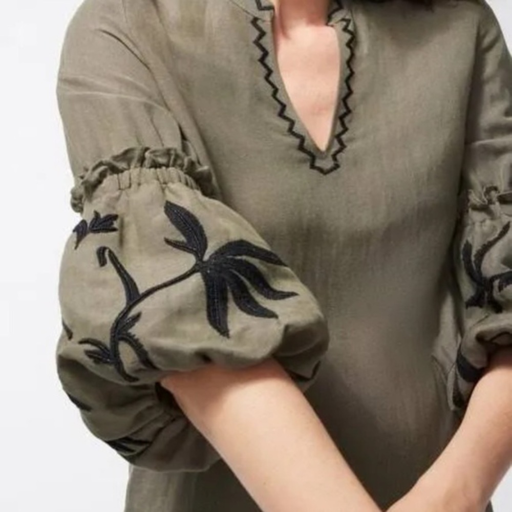 Chico's |Linen Blend Olive Balloon sleeve Top w/Black Embroidery/beading Sz 12